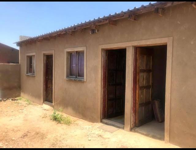 2 BEDROOM HOUSE FOR SALE IN PALM RIDGE